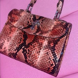 Meet your Posher, Alexandria